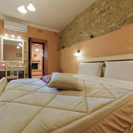 Appartamento Venturini Trevi Exterior foto